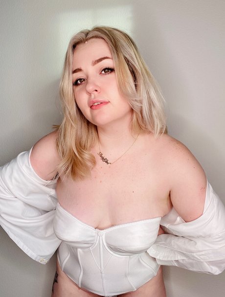 Zoeskydiamonds_ model nackte archiv