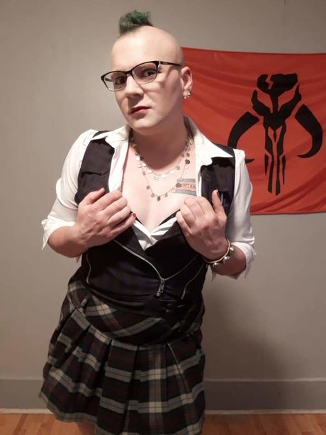 Glitch SteelHeart heiße nackte bilder