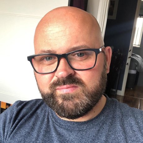 Hairy and chunky gay guy nackt top bilder