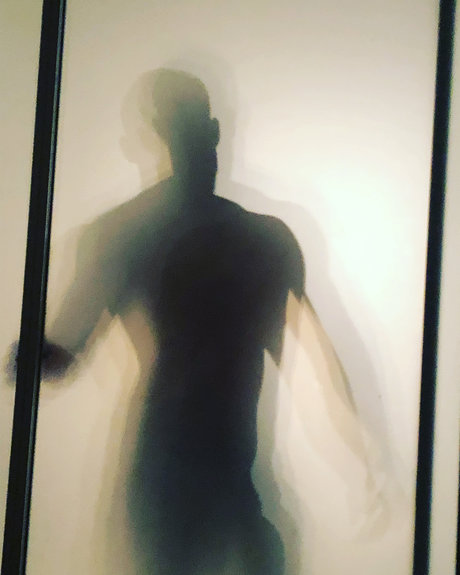 brünette milf onlyfans top nackten bild