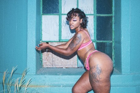 Real nackt freie fotos