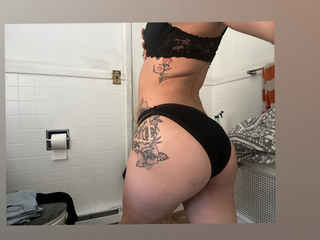 Sweet But Deadly_ beste nacktheit bild