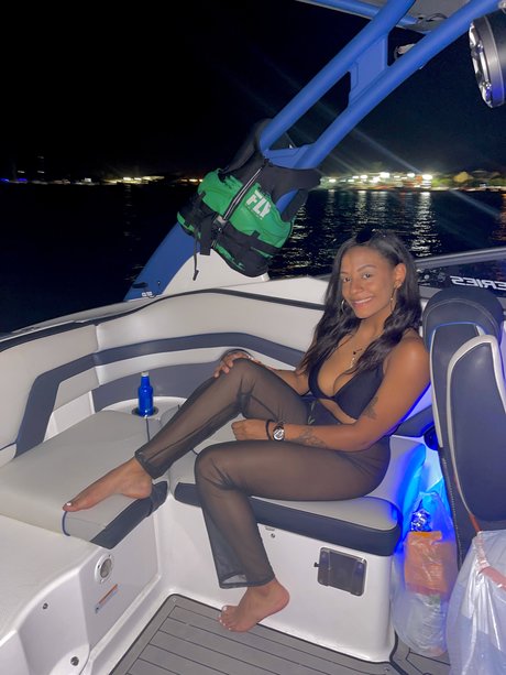 Yorelysm schöne pornostar foto