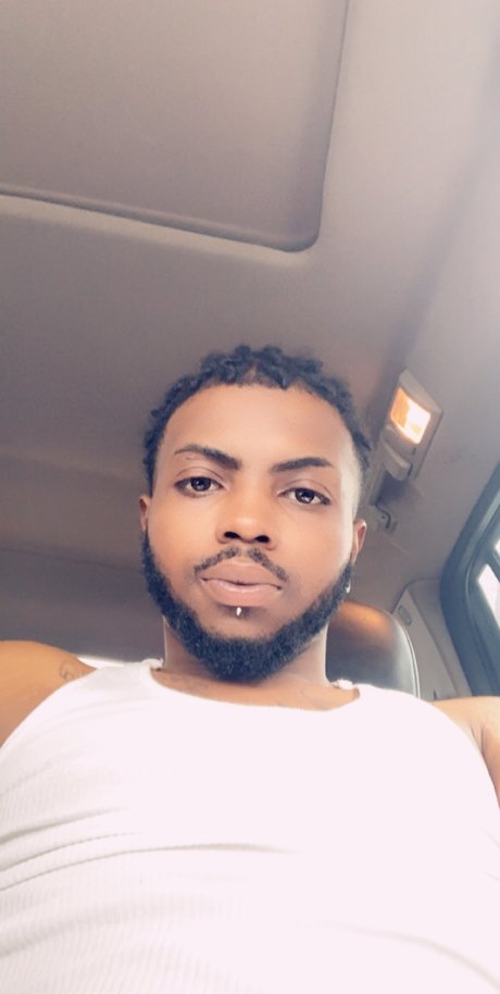 M AR K erotische pornografische bild