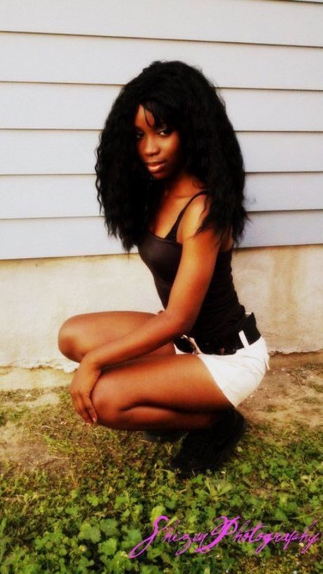 Dis Shorty Badd model nacktheit fotos