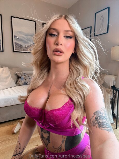 Mummy Hung British TS exklusive schöne foto