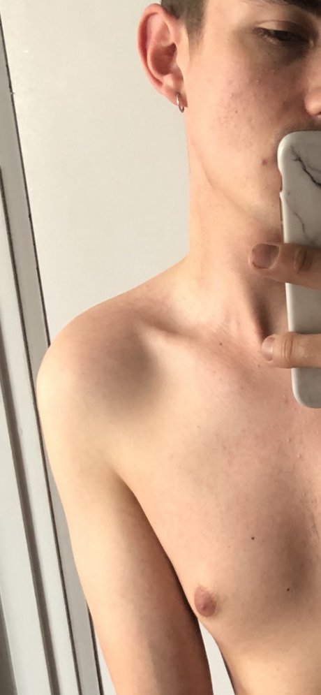 That French Twink xxx akt bilder