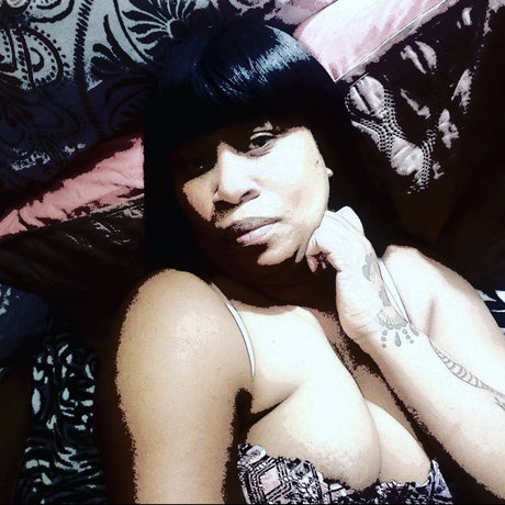 Madlen Decembre xxx top galerien