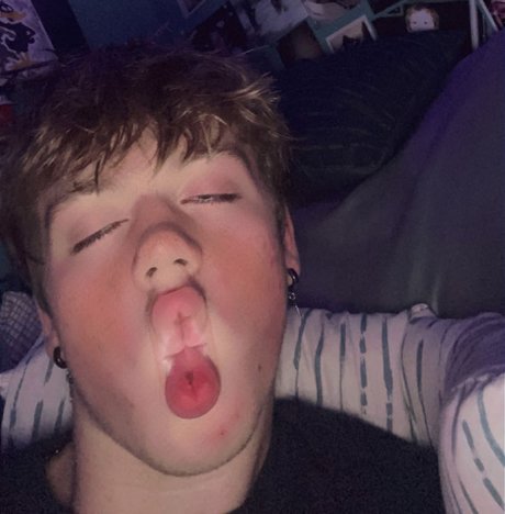 Steven Sub Bottom_ freie sex fotos