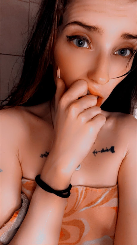 Violet Marks sexy erwachsene foto