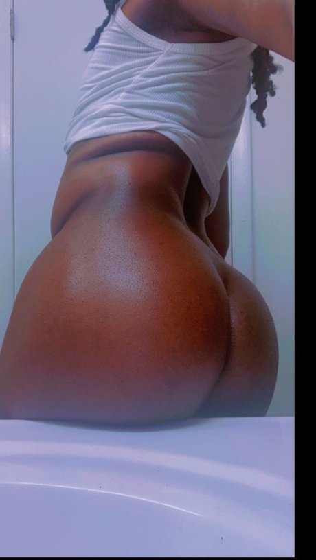 Yoga hd nackten galerie