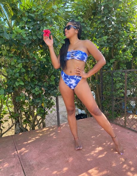 Marti Belle pornostar exklusive bild