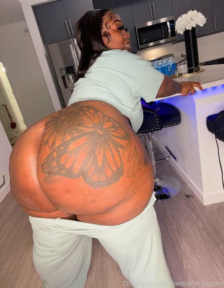 therealfyebottom model hd galerie