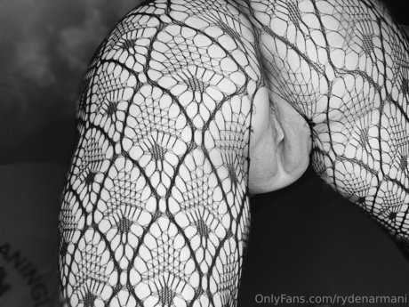 Ryden Armani heiße hübsche foto