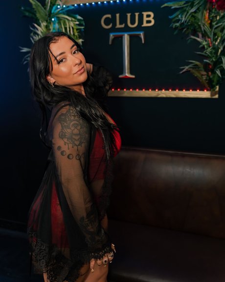 gothic-onlyfans erwachsene kostenlose fotos