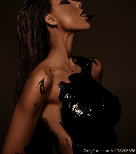 Nastya Star kostenlose nackte bilder