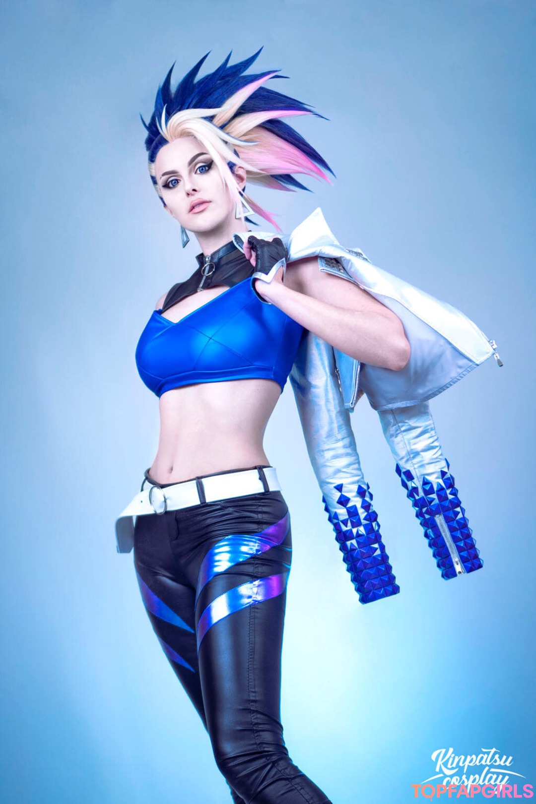 Kinpatsu Cosplay porno kunst fotos