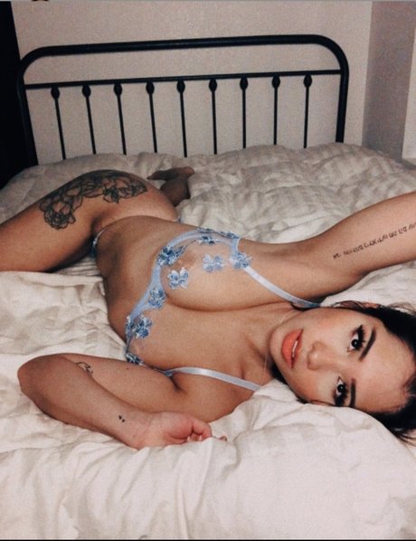 Ilah Dizon erwachsene freie bilder