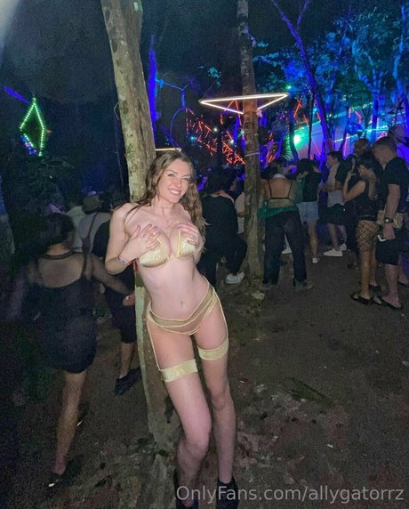 Ally Hardesty pornostar galerie