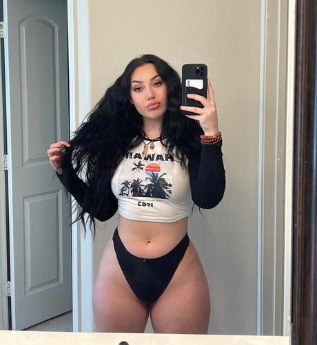 bxbbymaya schauspielerin foto