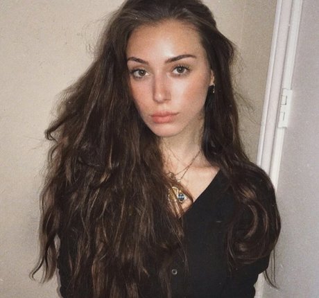 bxbbymaya nacktheit beste bild