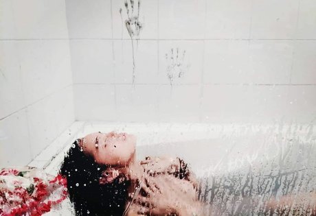 MakyMakys freie nackten bild