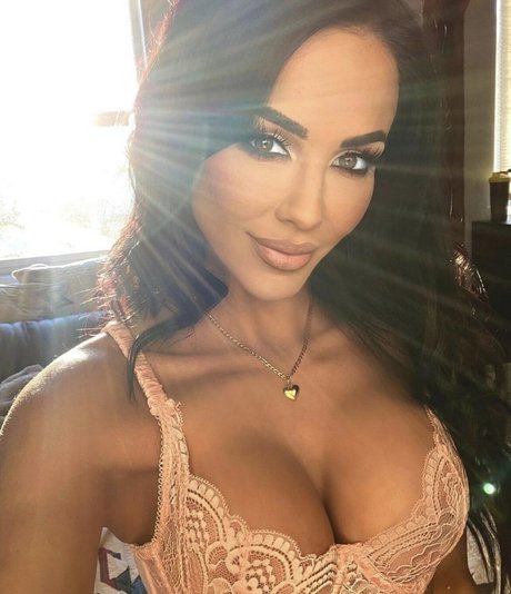 Melissa riso exklusive schöne bilder