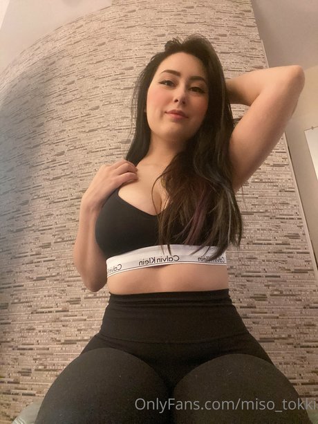 Miso Tokki erwachsene top fotos