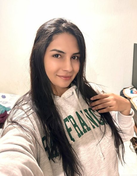 Annie Guzman top xxx bild