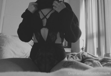 marie x schöne pornostar fotos