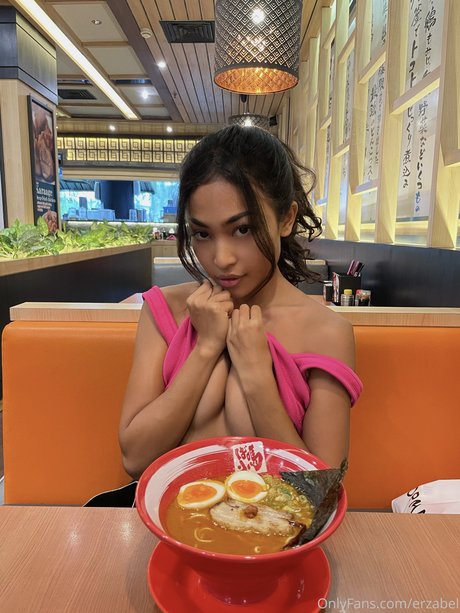 asiatische hardcore-onlyfans hübsche nackten galerien