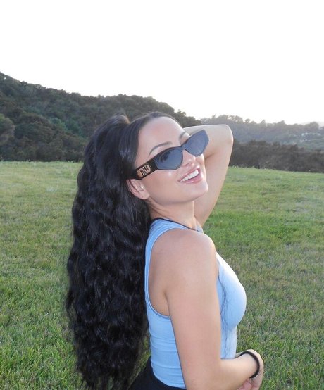 Kat Corrao perfekte erwachsene fotos