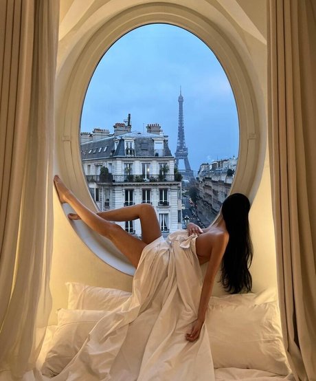 Baek Si Young nacktheit freie bilder