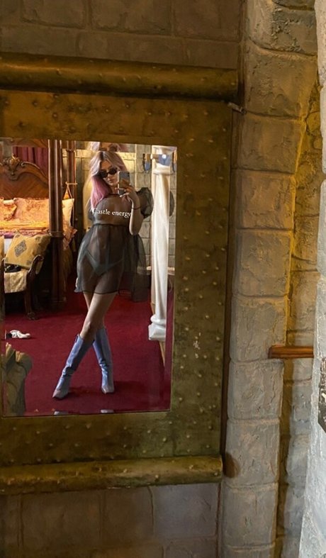 Lola Abbey freie perfekte fotos