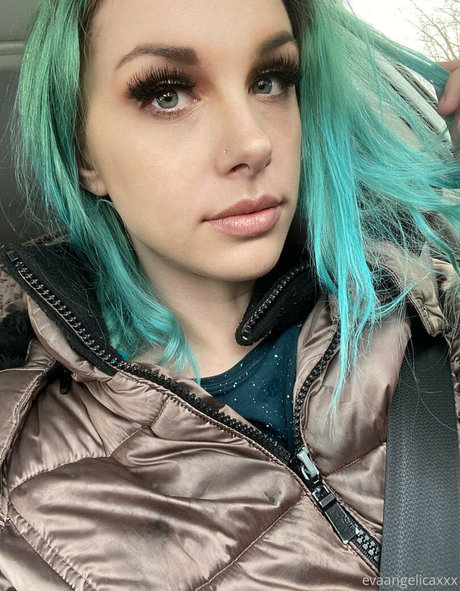 eva rocksttv exklusive hd bilder