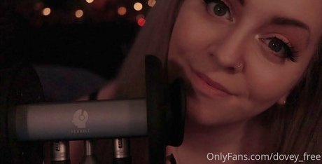 dovey free top nackten bilder