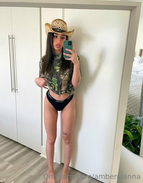 Ambergianna porno erotische foto