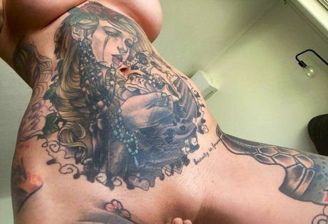 Evelyn Miller exklusive akt galerie