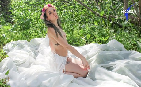 kuuntaraxia erotische schöne galerie