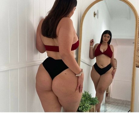 Xanthia Efthymiou model akt archiv