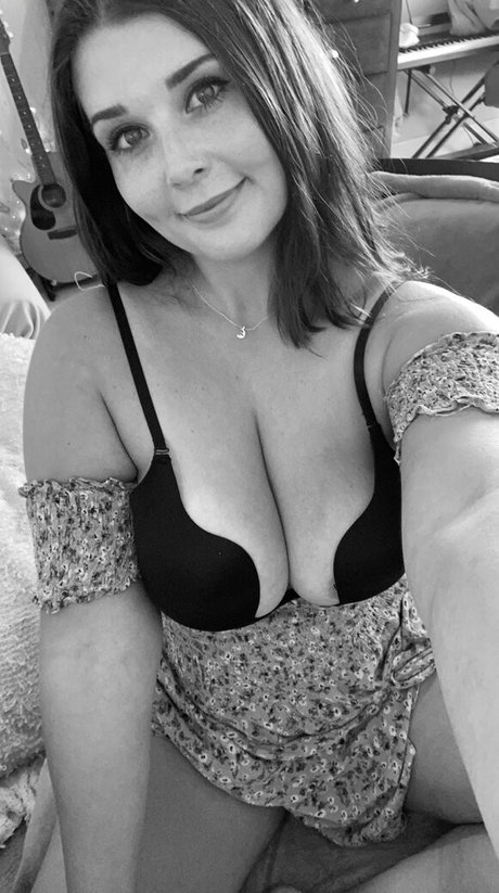 Cyber tits freie erwachsene archiv