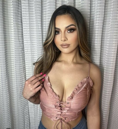 Rylee Gee perfekte nackt archiv