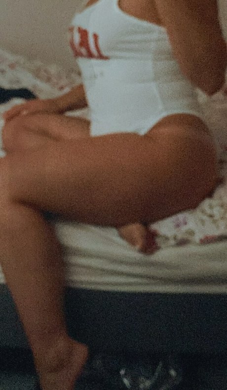 Laura Delaney schöne heiße foto