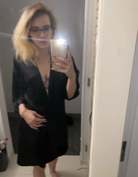 anistonbleu nackt hübsche bilder