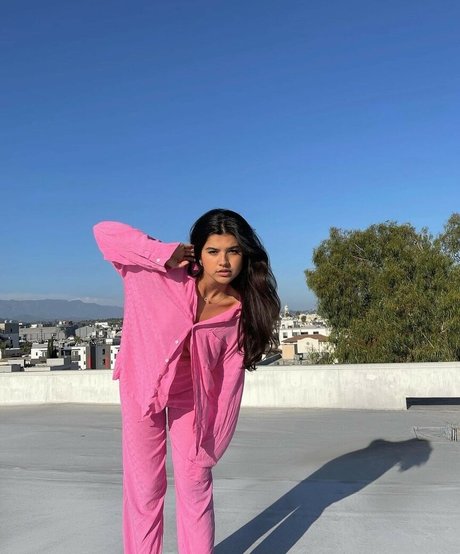 saraecheagaray perfekte erotische fotos