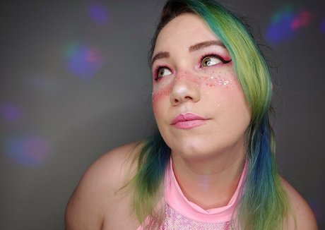 gwenpie erwachsene nackt archiv