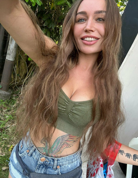 emanovak top porno foto