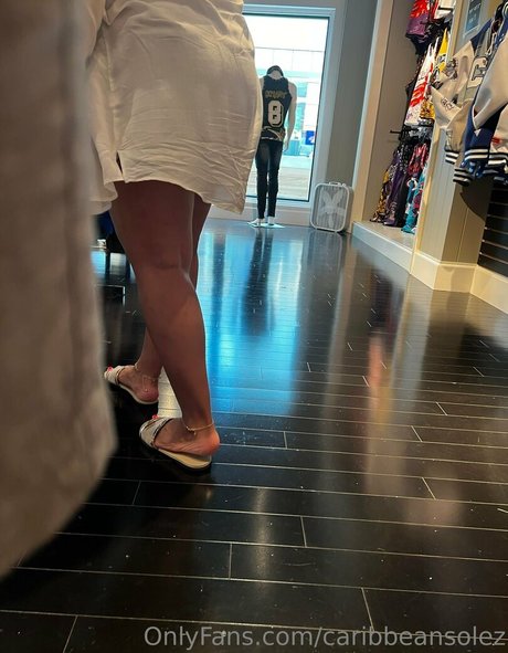 caribbeansolez schauspielerin sexy galerie