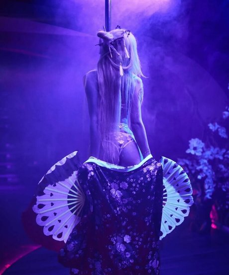 Lily AngeliCat kostenlose pornografische bilder