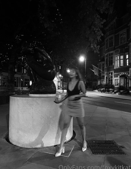 asiatische nackte onlyfans perfekte nackte bilder